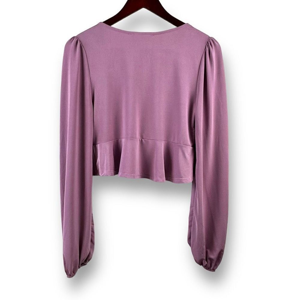American Threads lavender cropped blouse size M - Picture 2 of 8